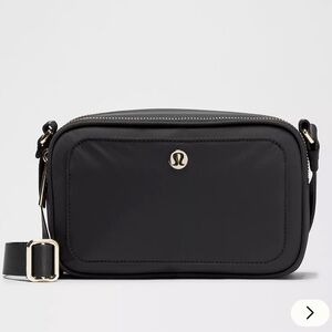lululemon athletica Crossbody Bag in Black and Gold